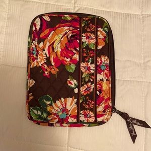 Vera Bradley Retired English Rose Pattern Zip Mini-Tablet Case